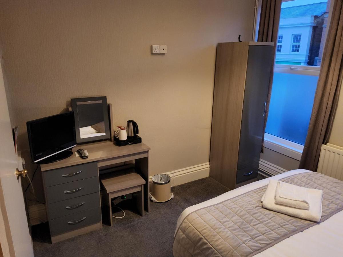 The Avenue Hotel Grantham Bagian luar foto