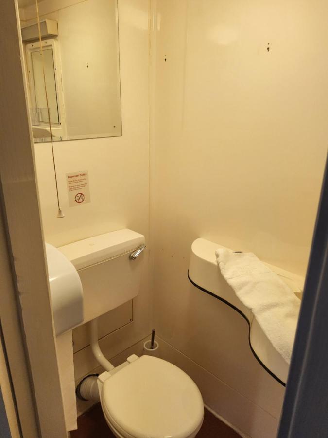 The Avenue Hotel Grantham Bagian luar foto